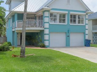125 E Palmetto Dr, South Padre Island, TX 78597