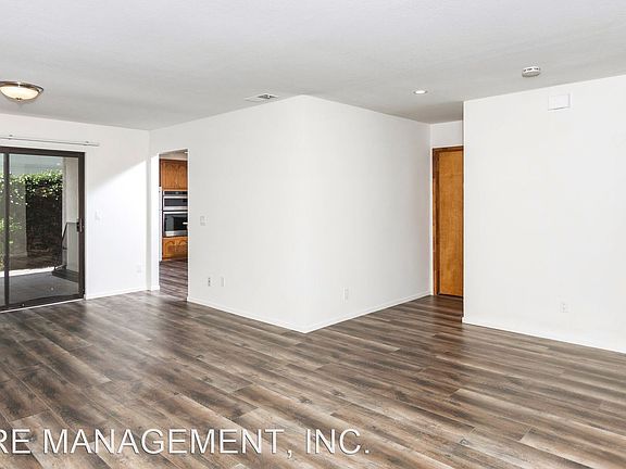 2nd image of 2114 Oliver Ave APT C