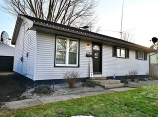 1737 Halbert Dr, Youngstown, OH 44514