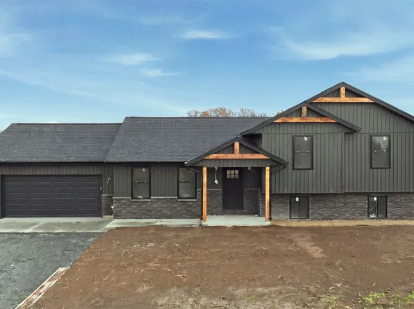 504 S Wilson Street, Thorp, WI 54771