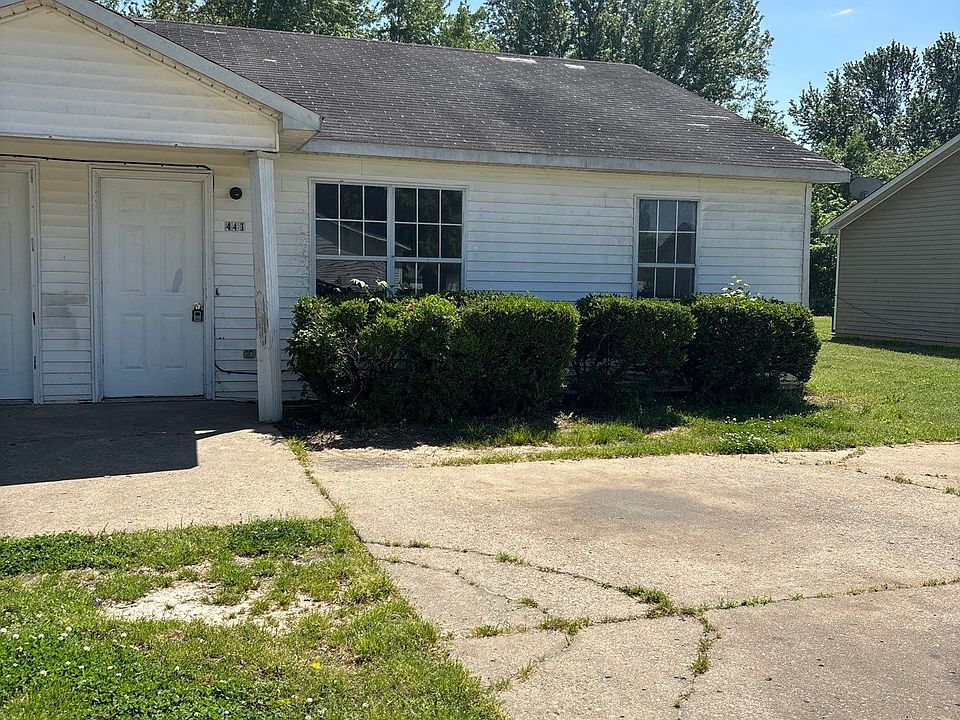 1st image of 441 Josephine Dr #1
