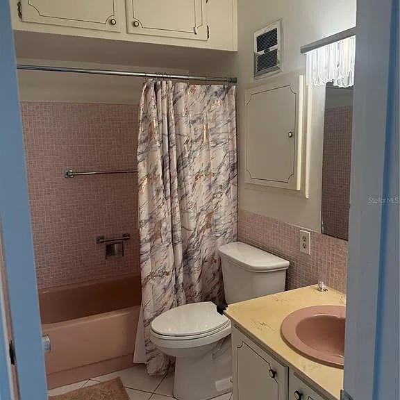 775 John Ringling Blvd #33 — Photo 28