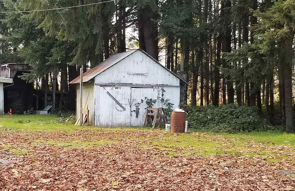 2nd image of 41600 Stayton Scio Rd SE