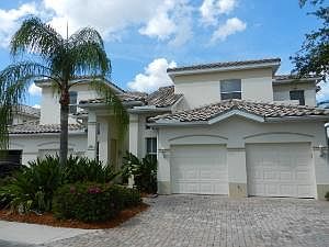 1st image of 9071 Las Maderas Dr APT 201
