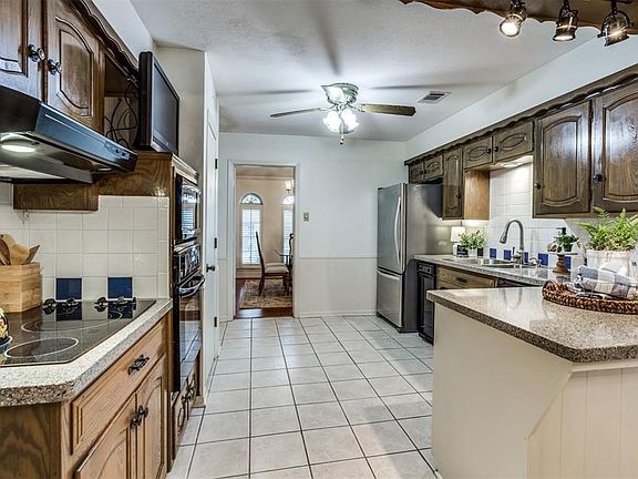5th image of 1622 Idlewood Dr