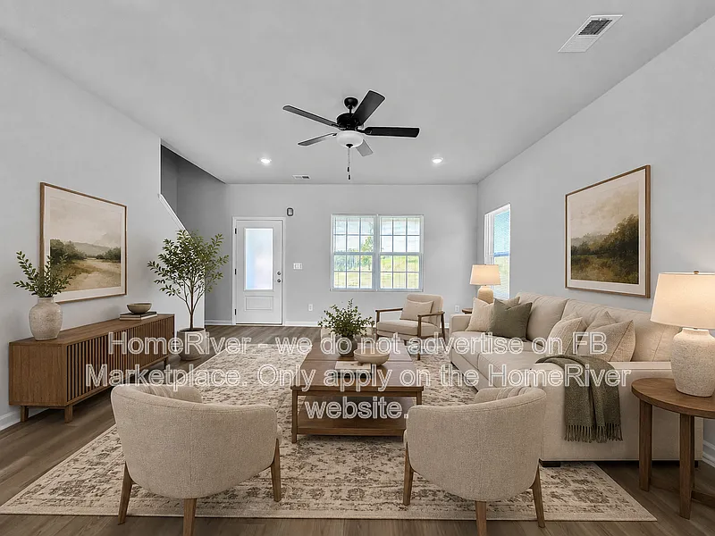 3 bed, 2.5 bath, 1742 sqft, $2,100 — Photo 2