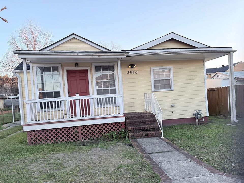 1st image of 2560 Madrid St