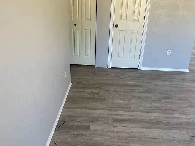 203 Gordon Ln — Photo 13