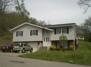 134 Glen Hollin Dr, Wheeling, WV 26003