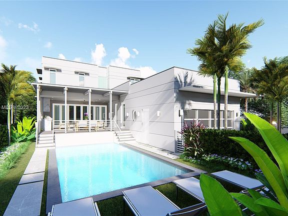 3rd image of 3700 Royal Palm Ave