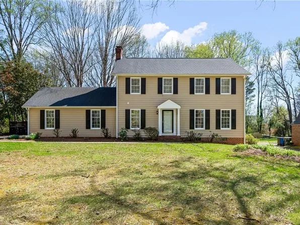 5412 Hanover Park Dr, Winston Salem, NC 27103