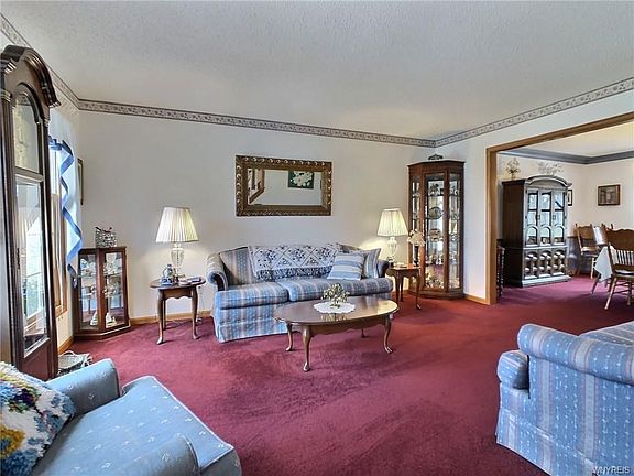 5th image of 6123 Blossom Ct