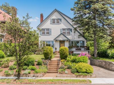 15 Pershing Avenue, New Rochelle, NY, 10801