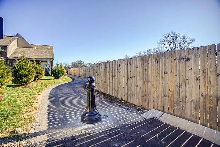 213 Bixby Private Ln — Photo 21