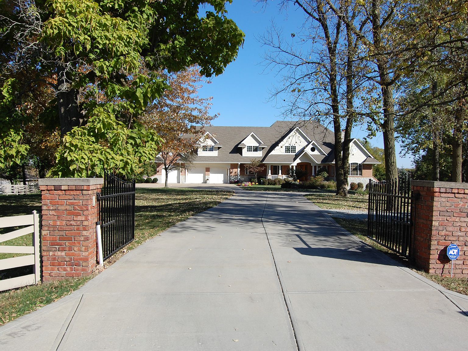 11090 Geist Rd, Fishers, IN 46037 | Zillow