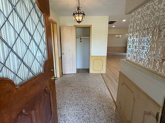 4th image of 3838 NW 64th St