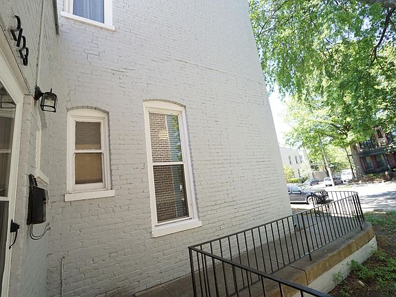 2nd image of 2123 Grove Ave