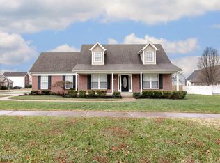 112 Tex Ave, Fairdale, KY 40118