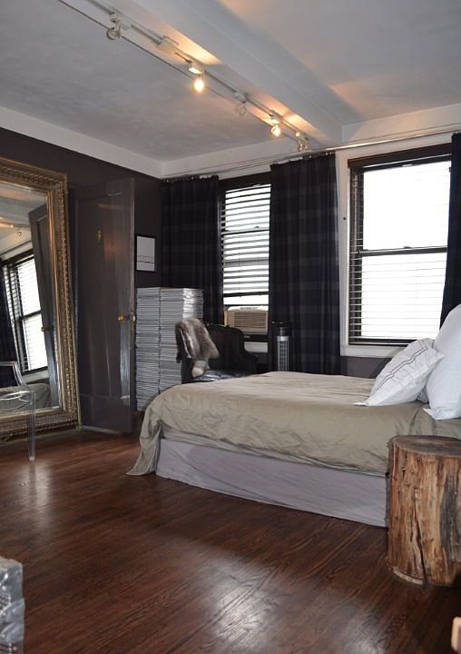 1st image of 457 W 57th St #1015