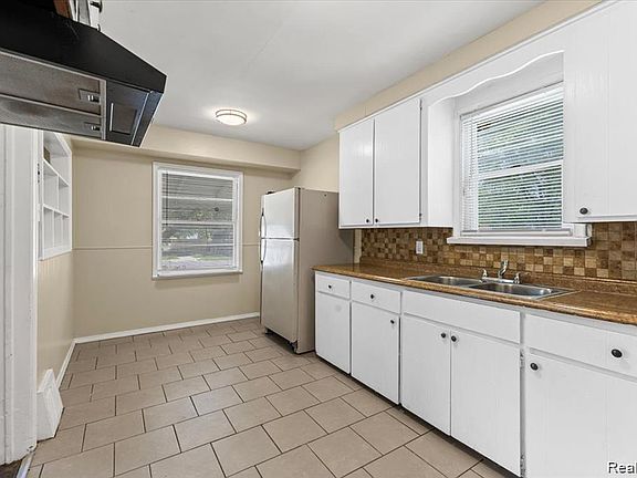 5th image of 20550 Tireman St