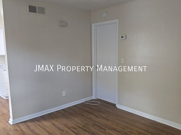 2nd image of 812 Westside Blvd NW APT 4