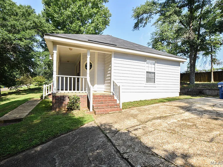 109 Mountain Laurel Rd — Photo 5