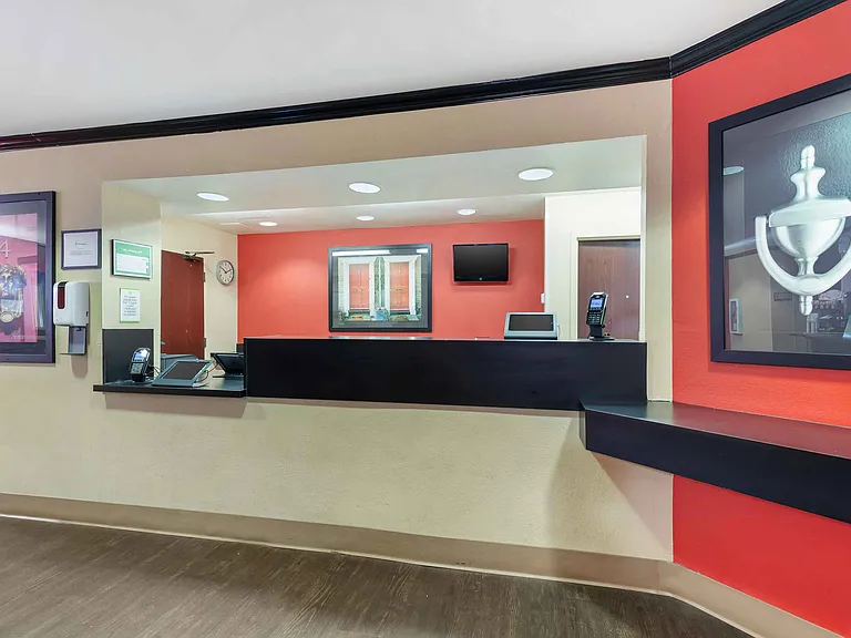 Lobby and Guest Check-in