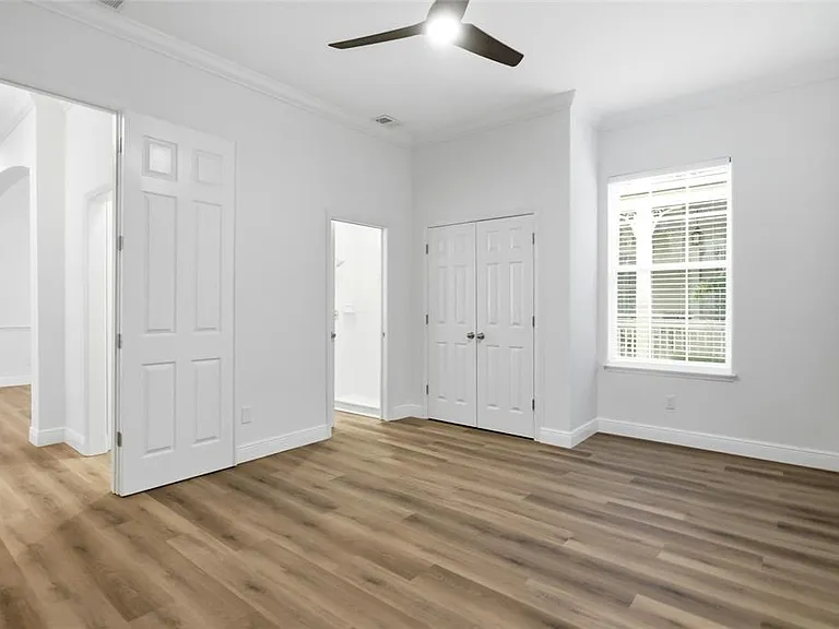 912 Waterside Dr — Photo 7
