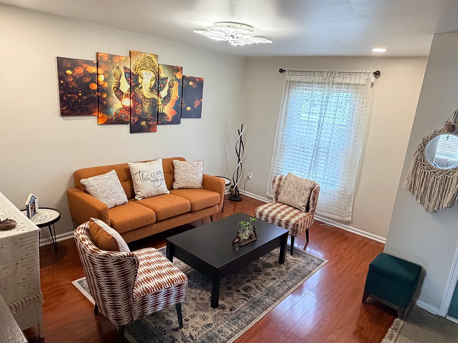 3 bed, 2.5 bath, 1912 sqft, $3,500 — Photo 3