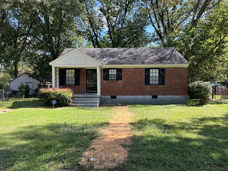 792 Saint Nick Dr — Photo 1