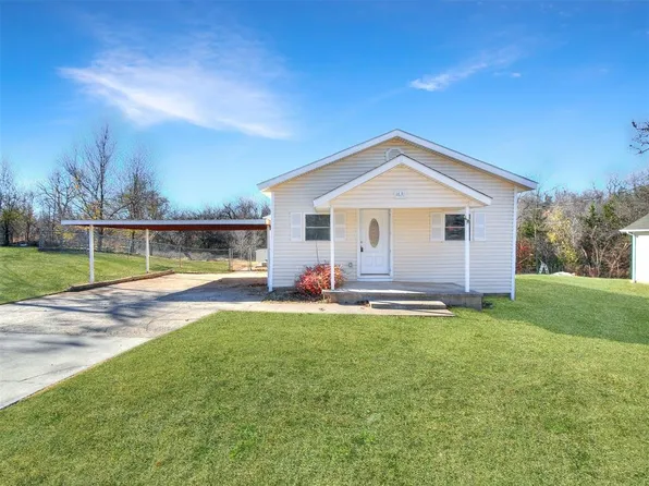 1631 N 1st St, Harrah, OK 73045