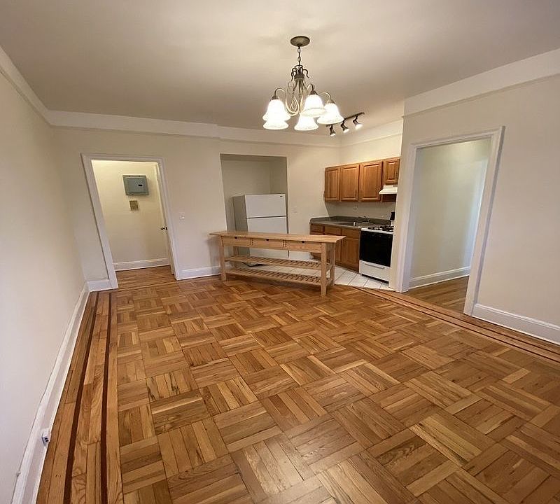 1st image of 4342 45th St APT 1D