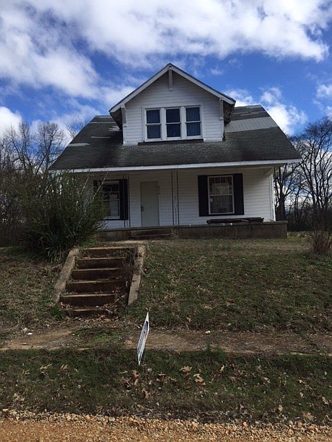 1st image of 914 Clare Ave