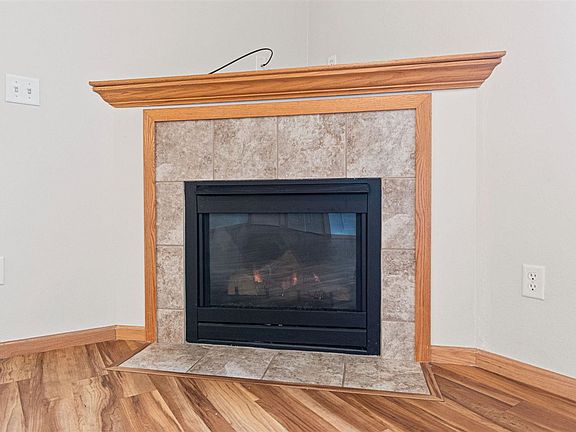 5th image of 450 Penn Ct APT 1