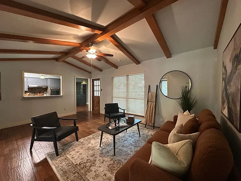 11414 Raindrop Dr — Photo 6