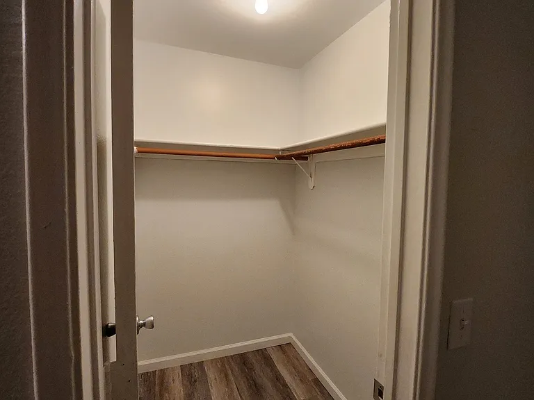 Walk in Closet