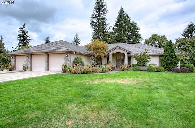 1st image of 25705 NE 74th Ct