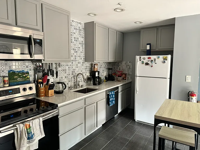 2030 Alice Ave #301 — Photo 6