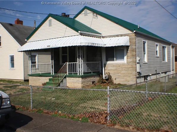 4838 Ohio St, South Charleston, WV 25309