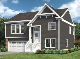 156 Peck Ln, Suffolk, VA 23434