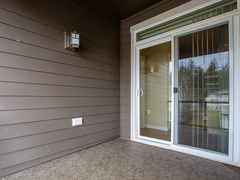 1643 Burnside Pl #C — Photo 22