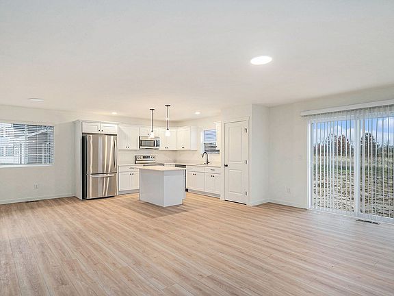 3rd image of 1312 Forest Valley Dr