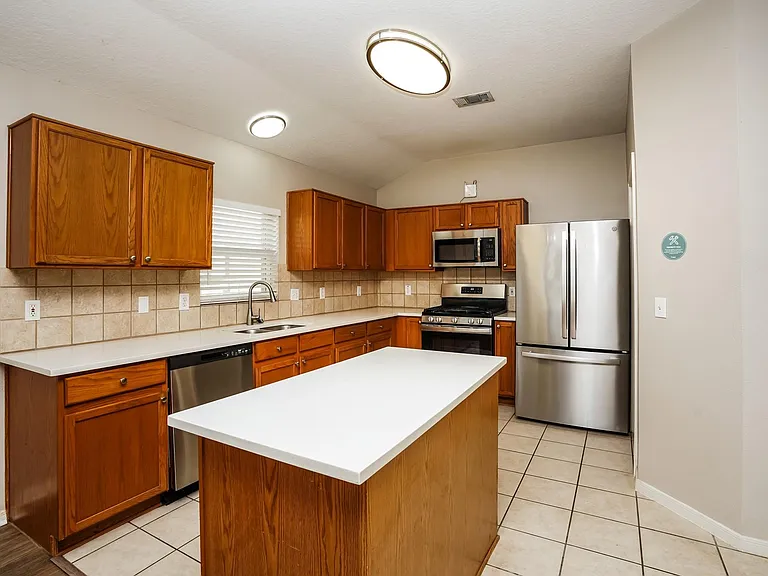 18331 Atasca Woods Trce — Photo 7