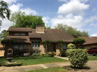 9110 Chesney Downs Dr, Houston, TX 77083