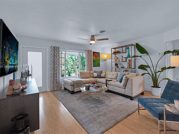5th image of 4411 NE 13th Ave