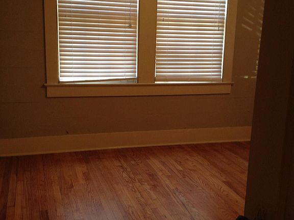 5th image of 523 E State St