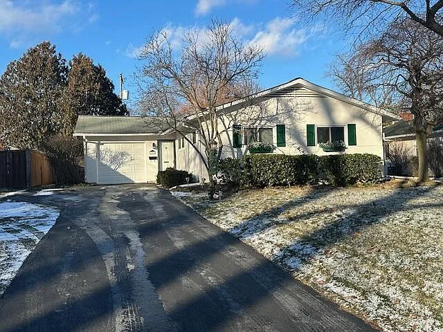 2374 Bristol Rd photo 1