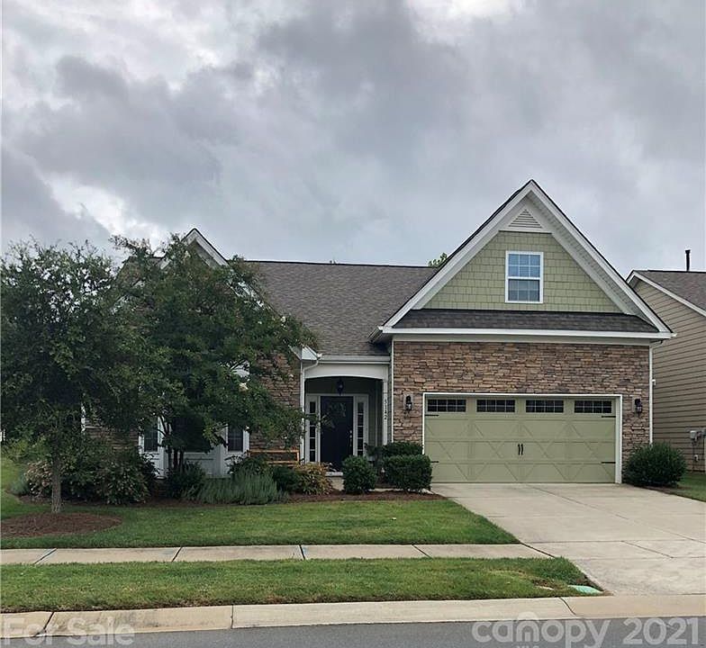 2nd image of 5142 Star Hill Ln #1