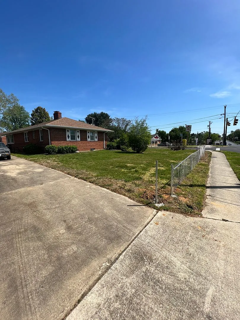 Building Photo - 6400 Adak St