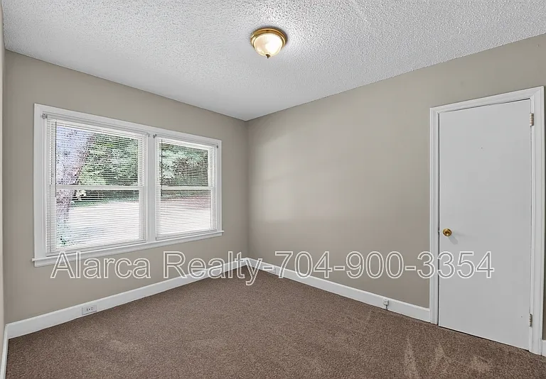 1007 Green Circle Dr — Photo 10